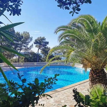 3p Avec Piscine, Tennis Et Vue Mer Dans Une De Grand Standing Apartment *